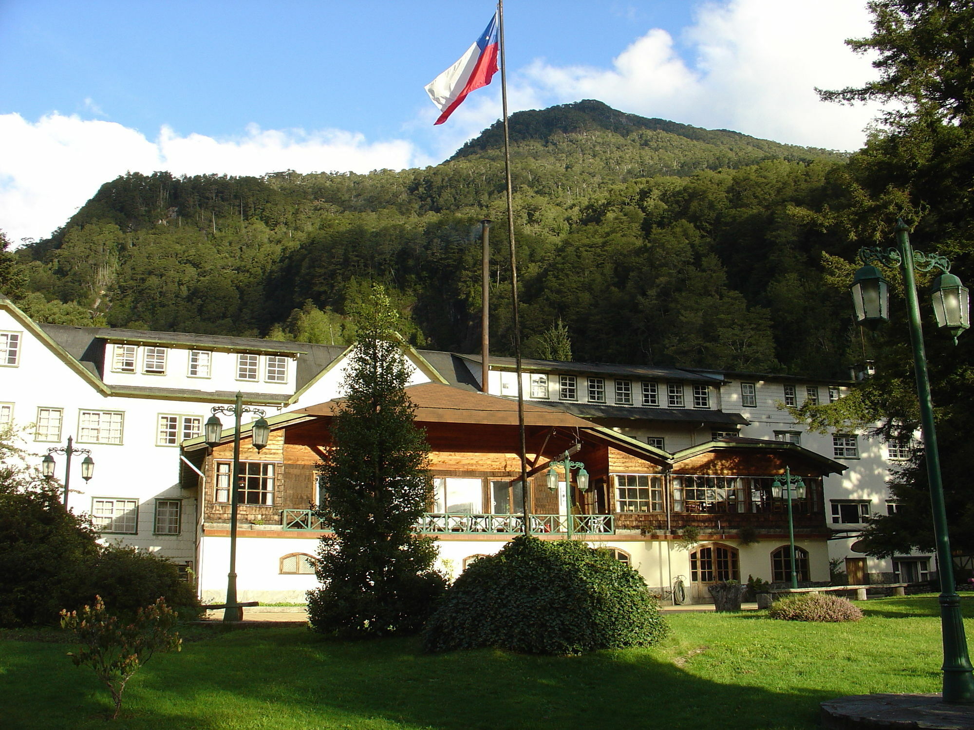 Hotel Peulla 外观 照片