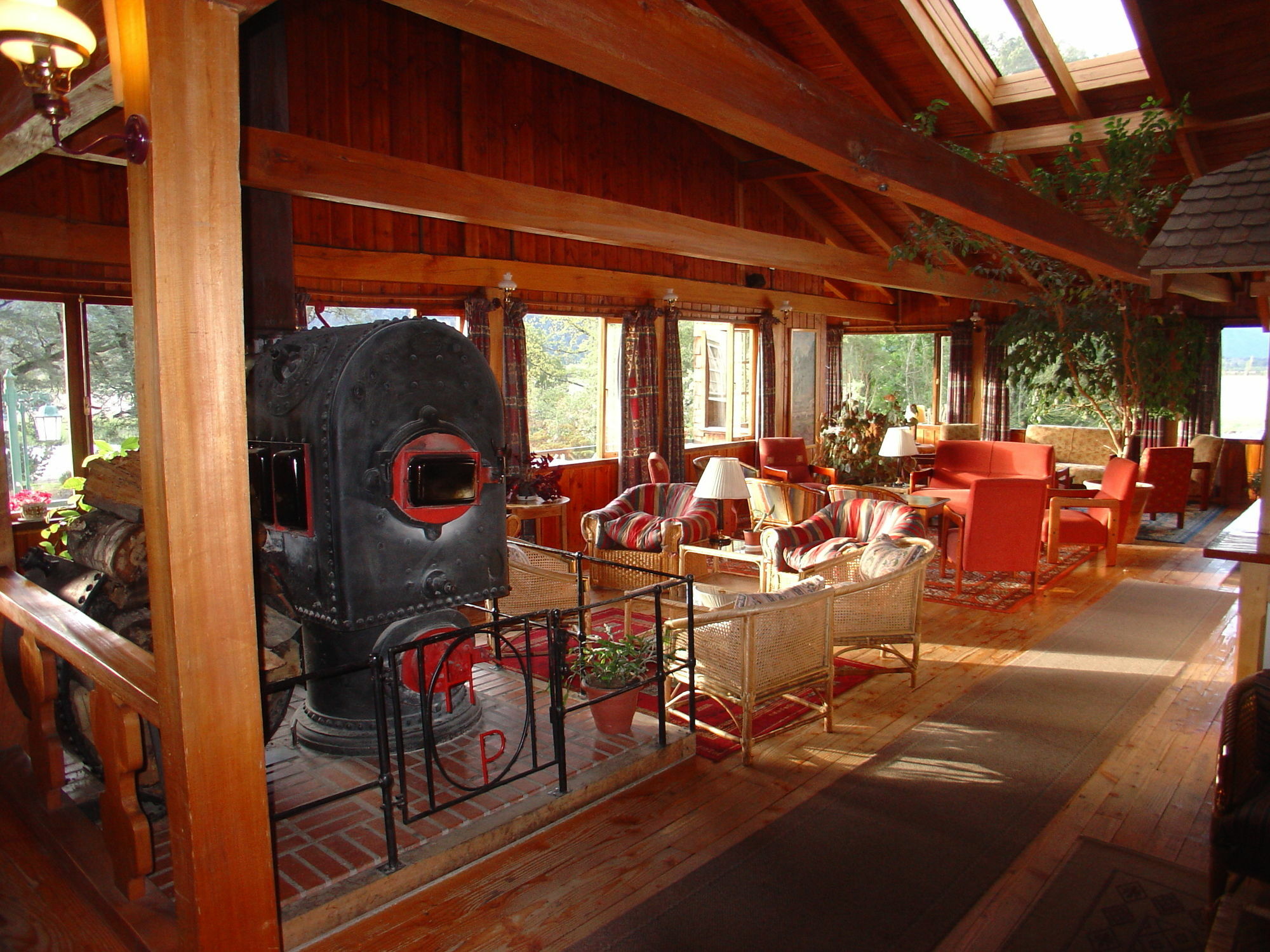 Hotel Peulla 外观 照片