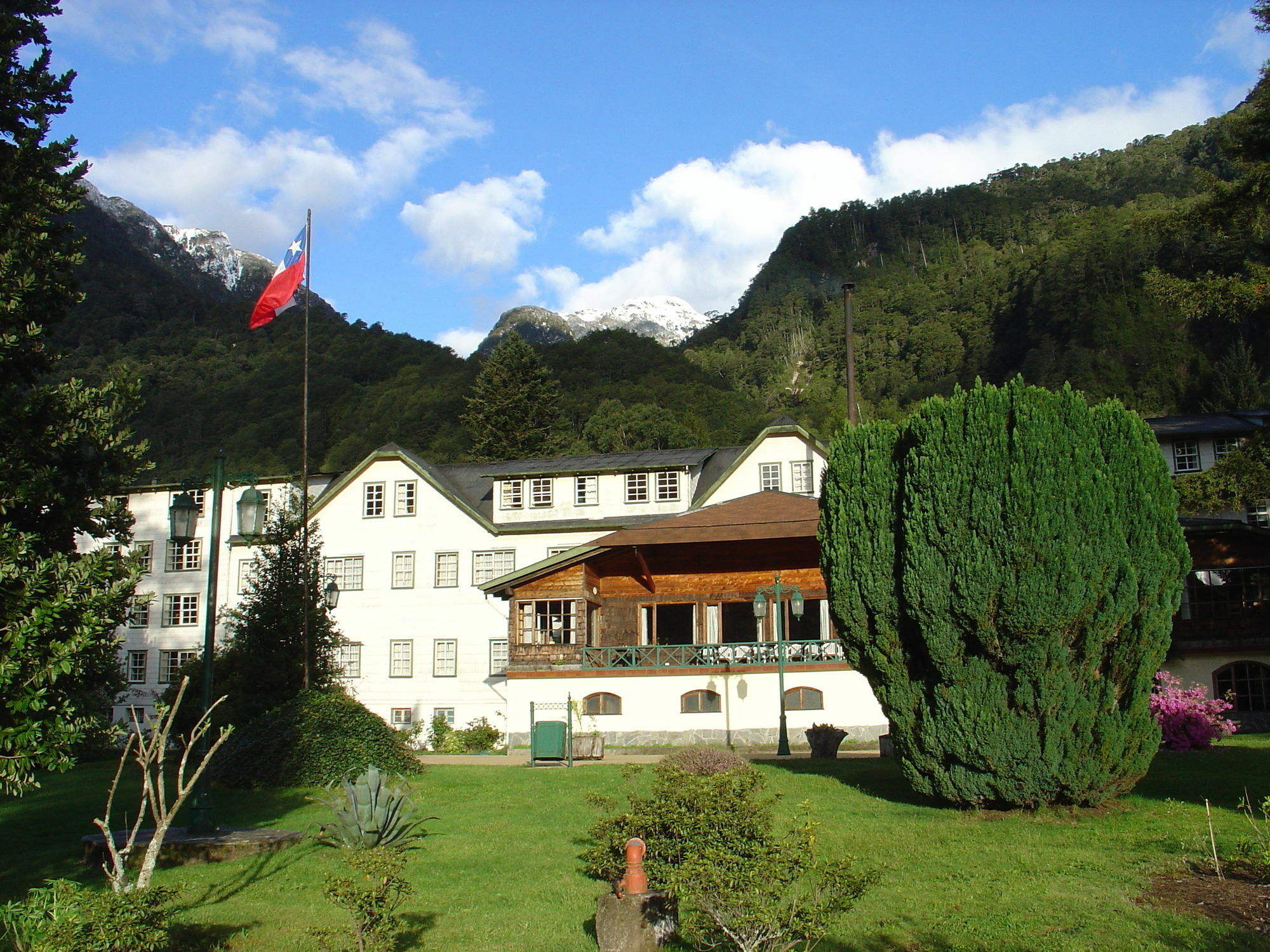 Hotel Peulla 外观 照片